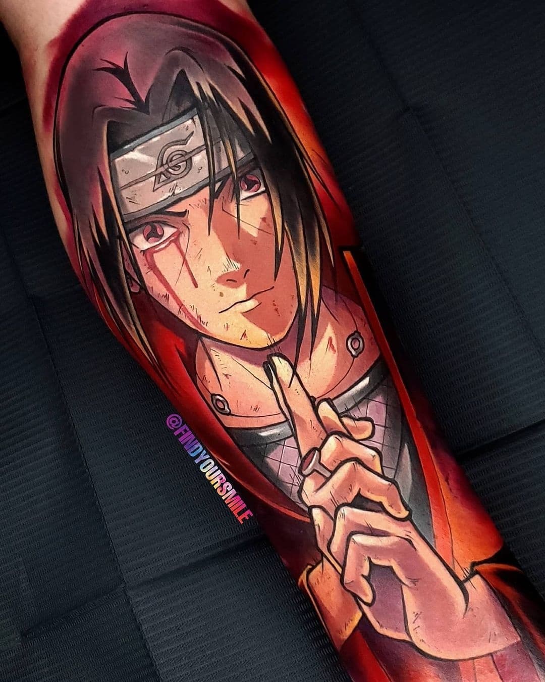 Tatuaż anime itachi uchiha | Autor: Make Art Tattoo Studio - dziarownia.pl