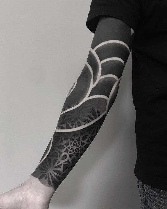 blackwork tattoo sleeves