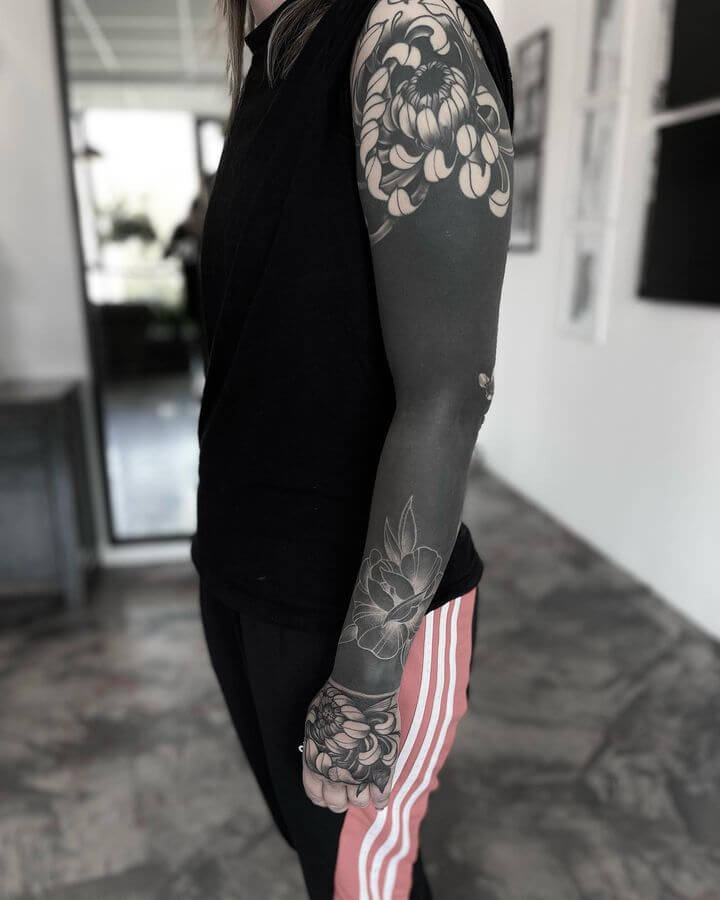 blackwork tattoos sleeves