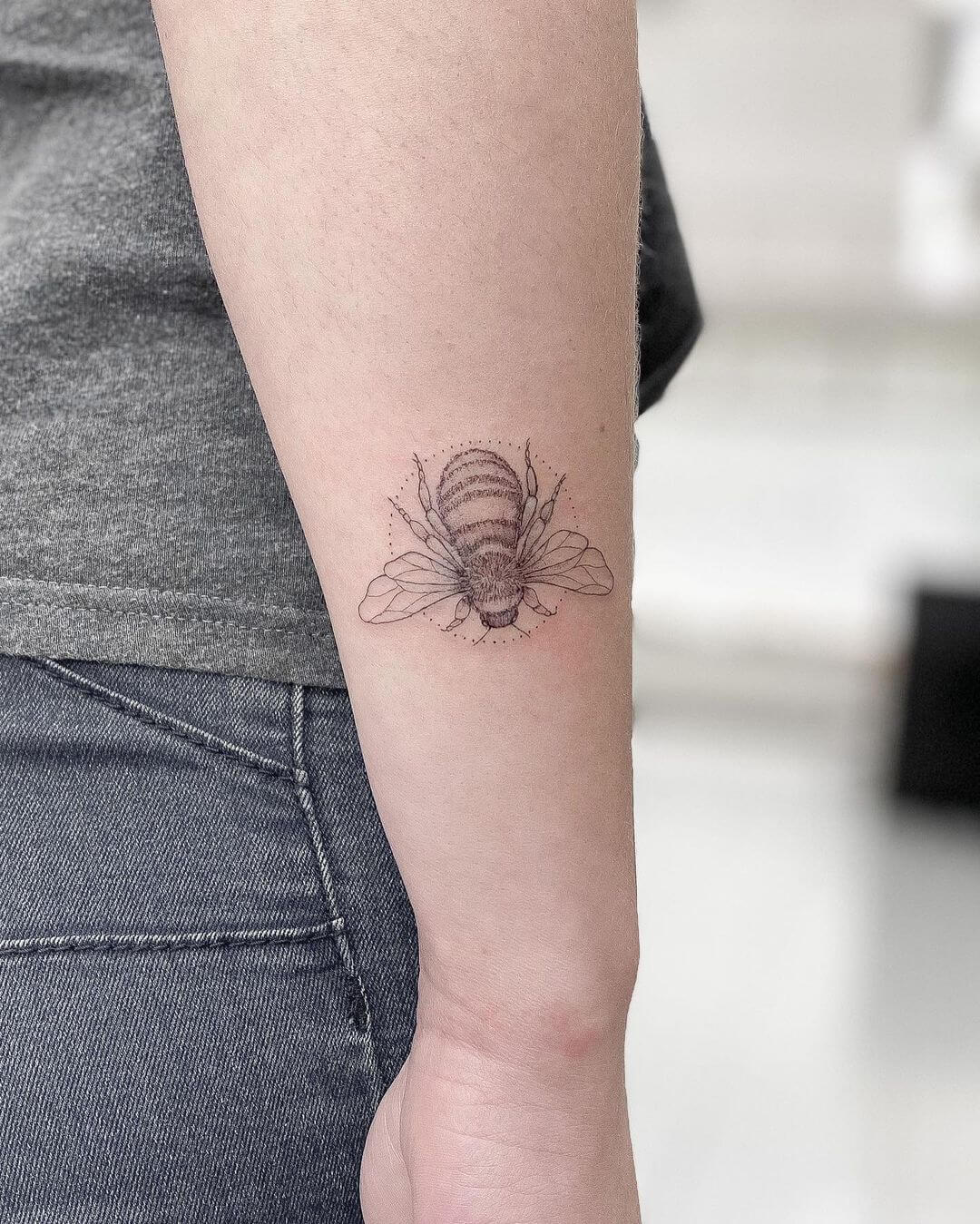 fine line tattoo bee.