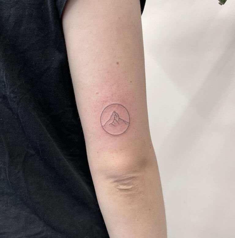 All About Fine Line Tattoos: Artists, Features, Design Ideas | CTM-Tattoo