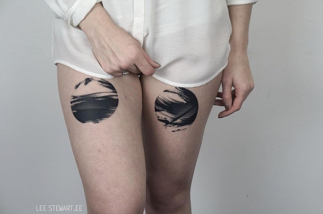 minimalist blackwork tattoo