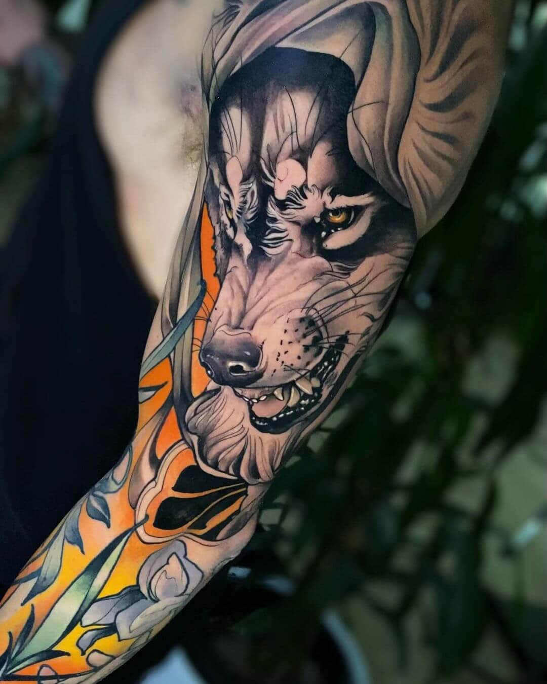 neo traditional tattoo wolf.