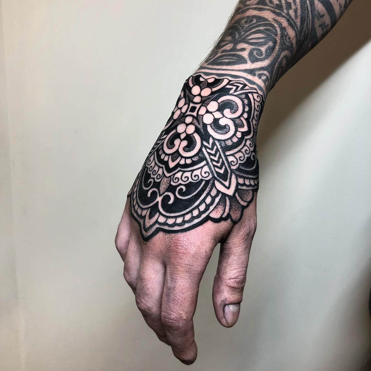 ornamental hand tattoos ideas